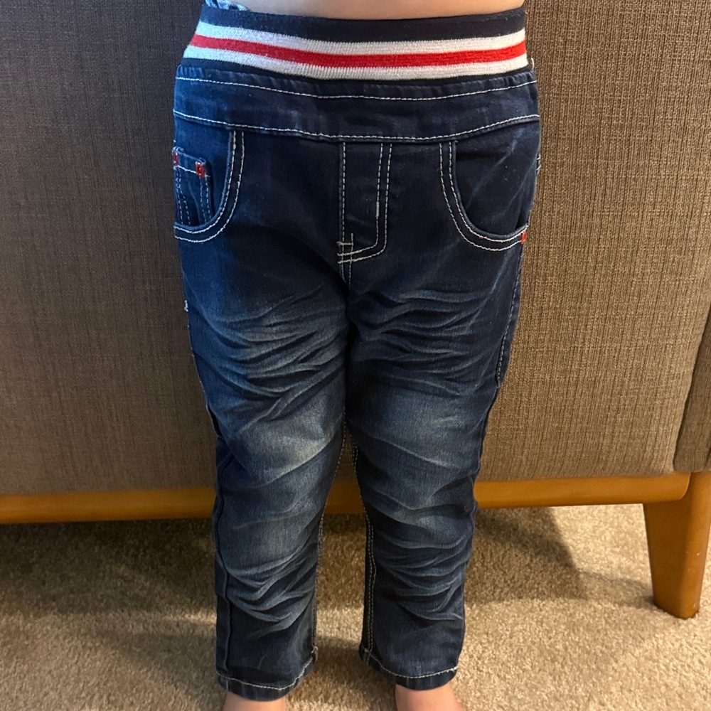 UNIQUE UNI-SEX Kids Denim Jeans with Cool Accents!! Size 5T